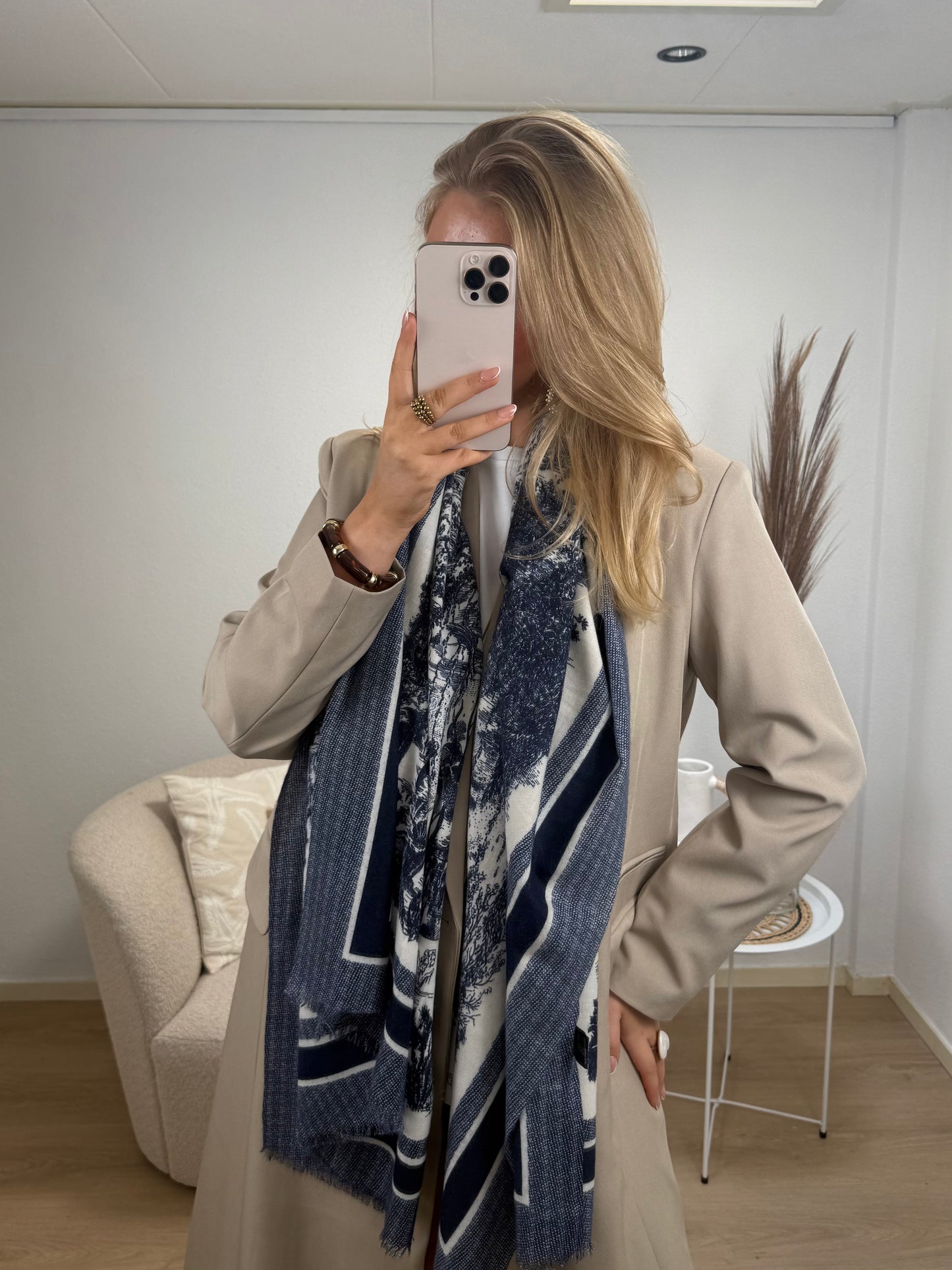 Classic Scarf Dark Blue