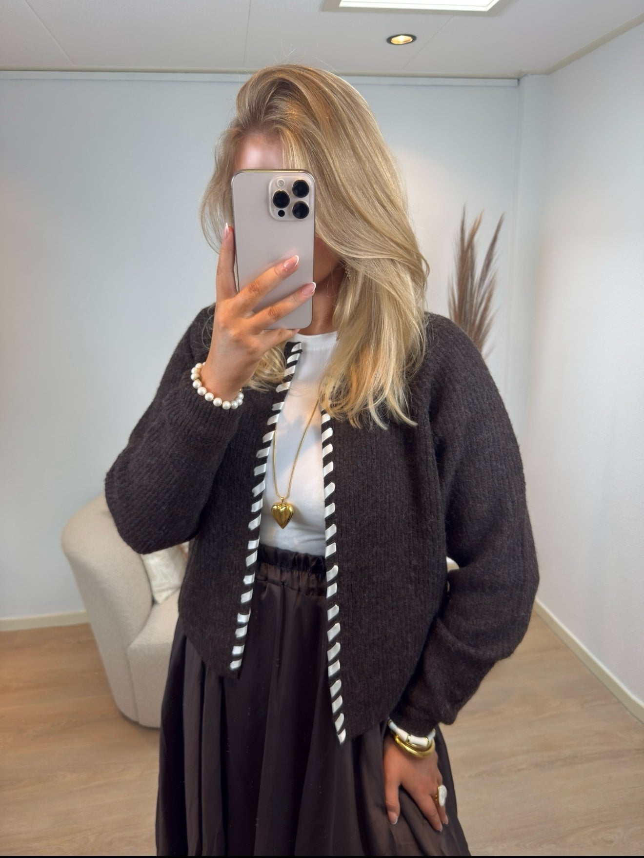 Cosy Chique Cardigan