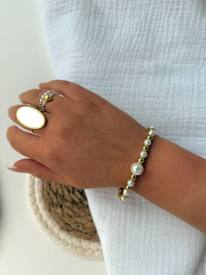 Moon Shell Ring