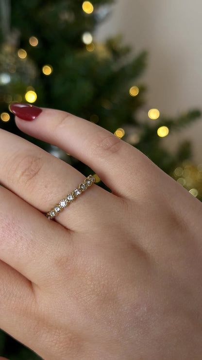 Sparkly Diamond Ring